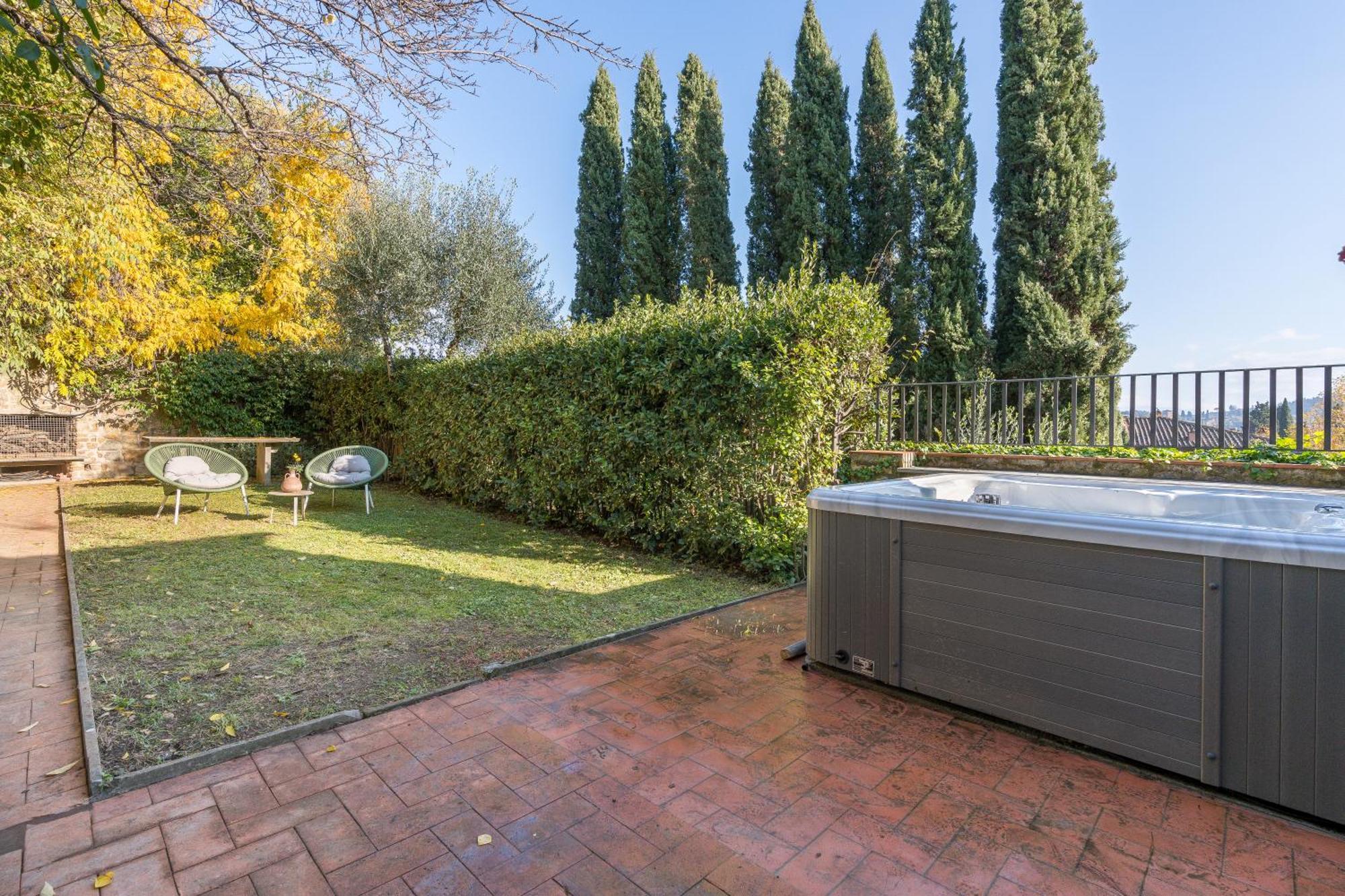 Villa Bellosguardo In Florence - Private Jacuzzi Exterior photo