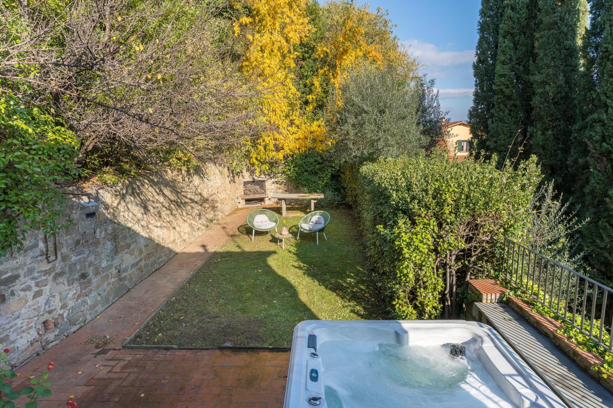 Villa Bellosguardo In Florence - Private Jacuzzi Exterior photo